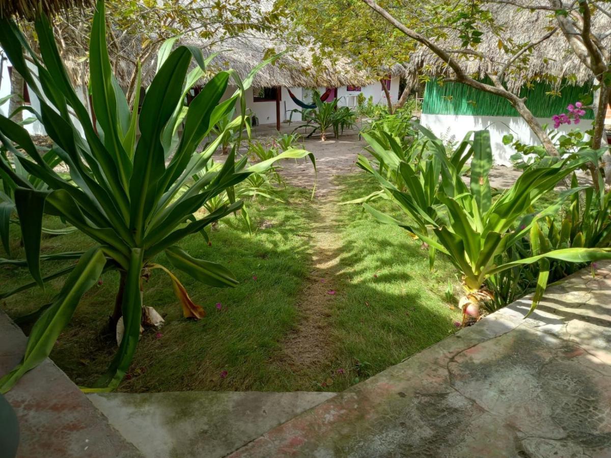 Las Flores Econativo Isla Grande  Exterior photo