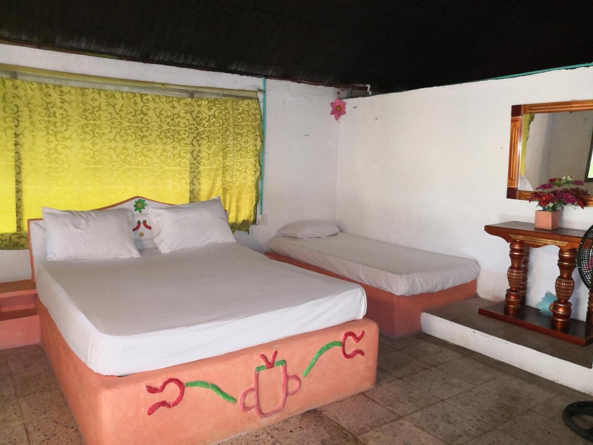 Las Flores Econativo Isla Grande  Exterior photo